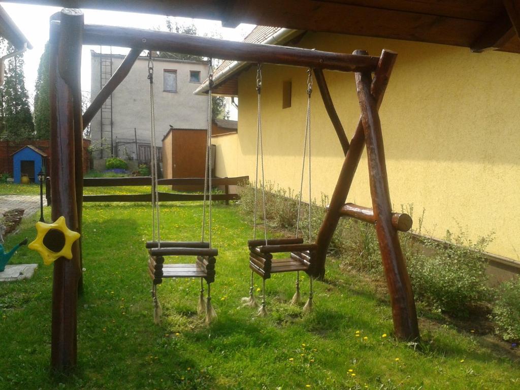 Imre Apartman Hajdúszoboszló Buitenkant foto